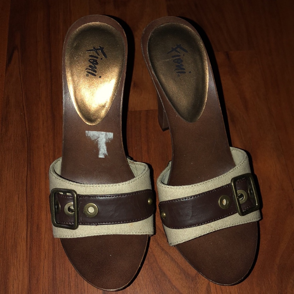 Y2k heels - Picture 2 of 3